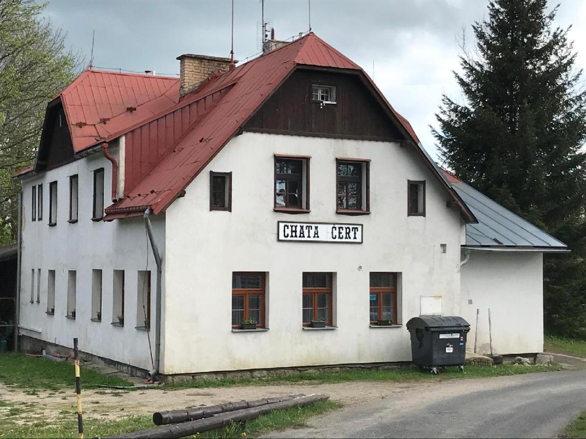 Chata Cert Josefŭv Dŭl Kültér fotó